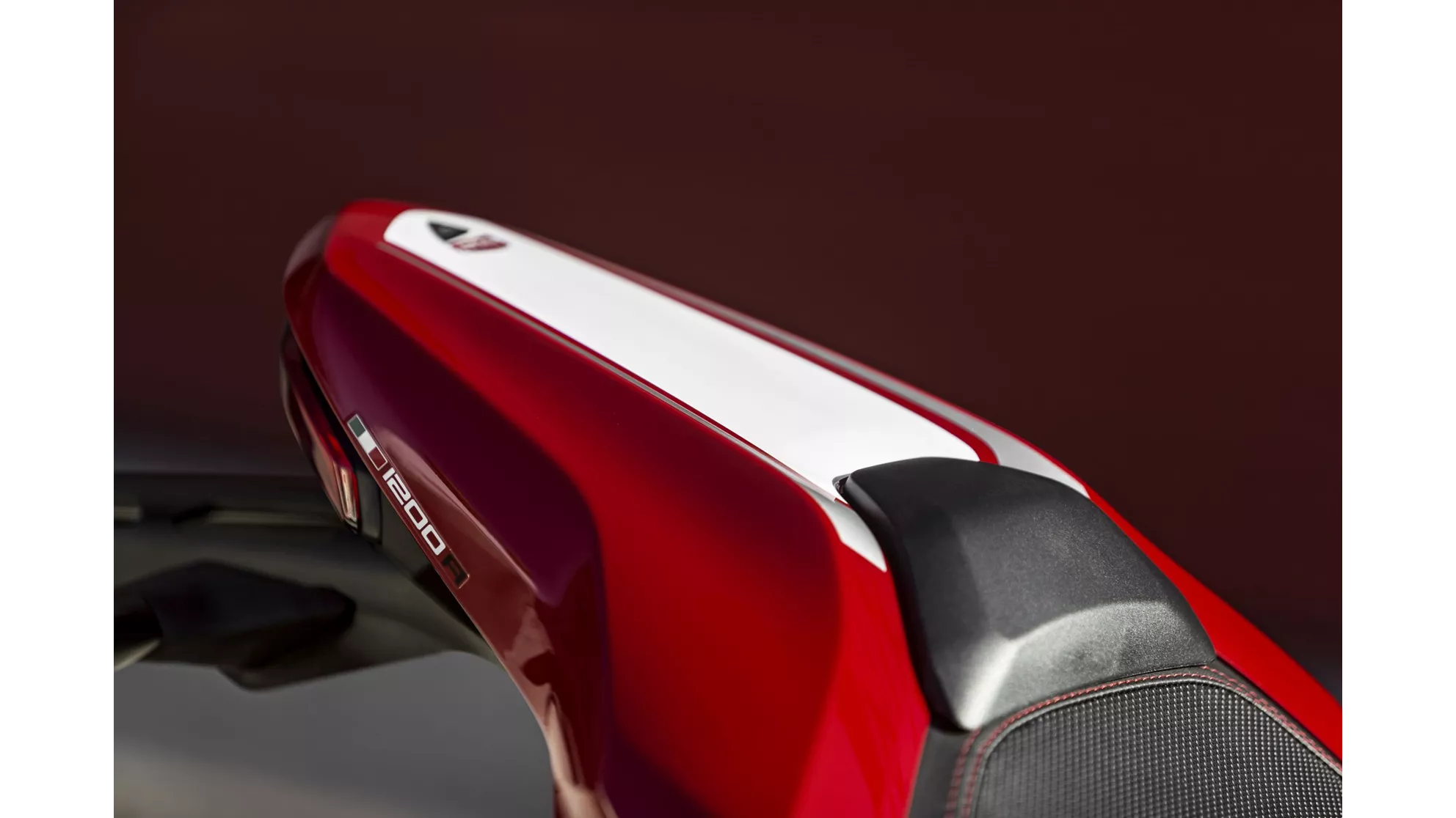 Ducati Monster 1200 R - Image 23 Ducati Monster 1200 R - Image 23